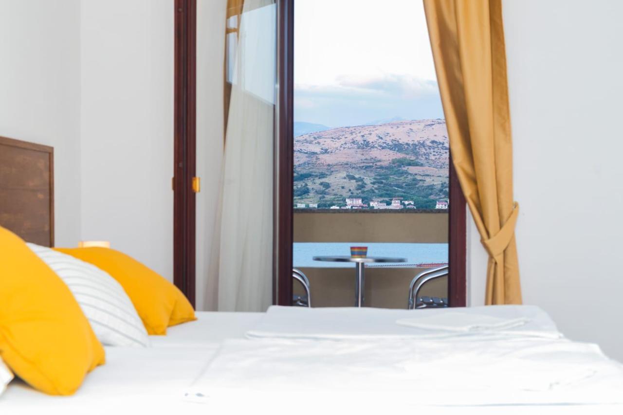 Mb Pag Bed&Breakfast Pag Town Eksteriør bilde