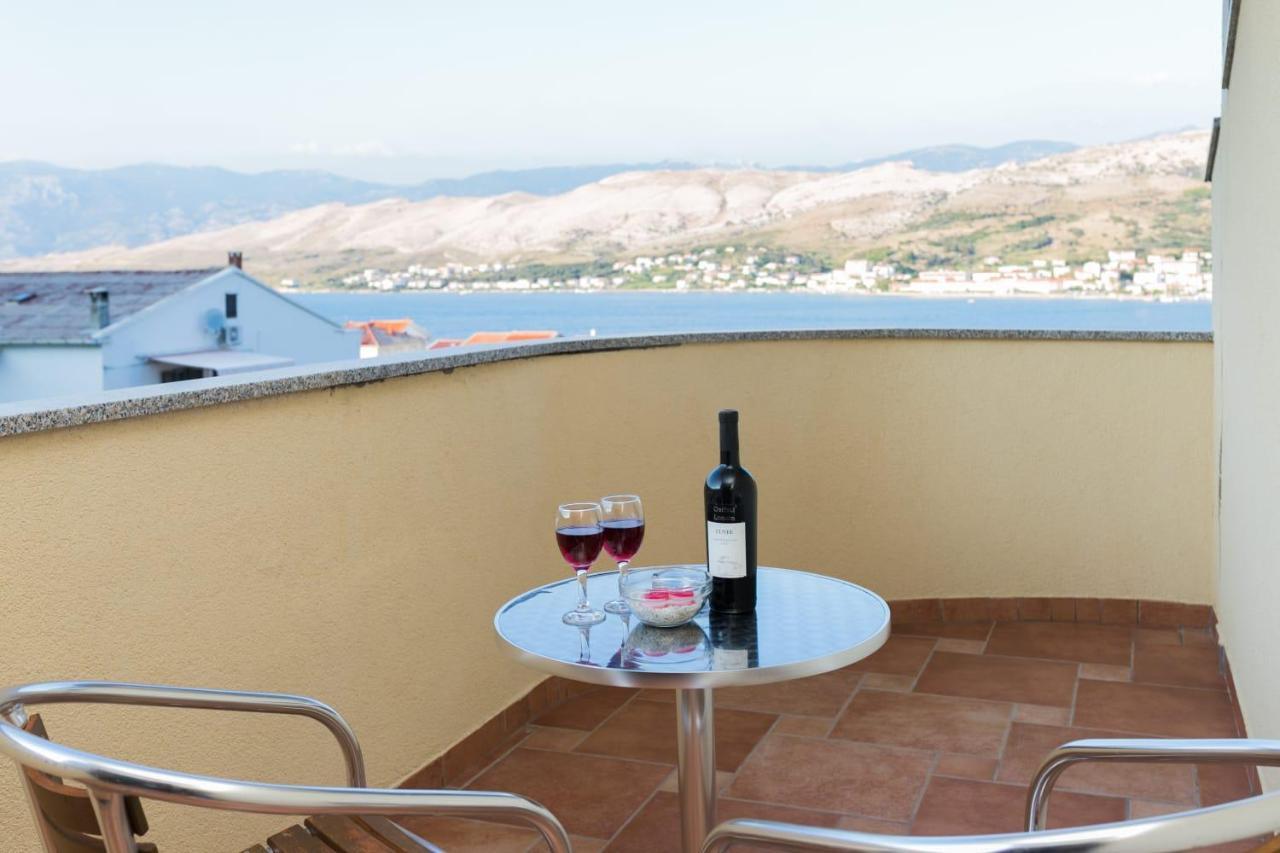 Mb Pag Bed&Breakfast Pag Town Eksteriør bilde